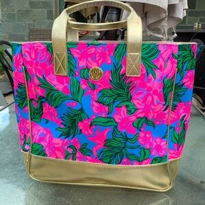 Lilly Pulitzer Hibis Kiss Tote